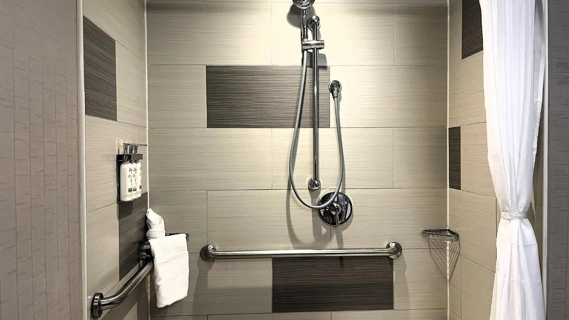 Holiday Inn New York City - Times Square By Ihg 3*,  United States